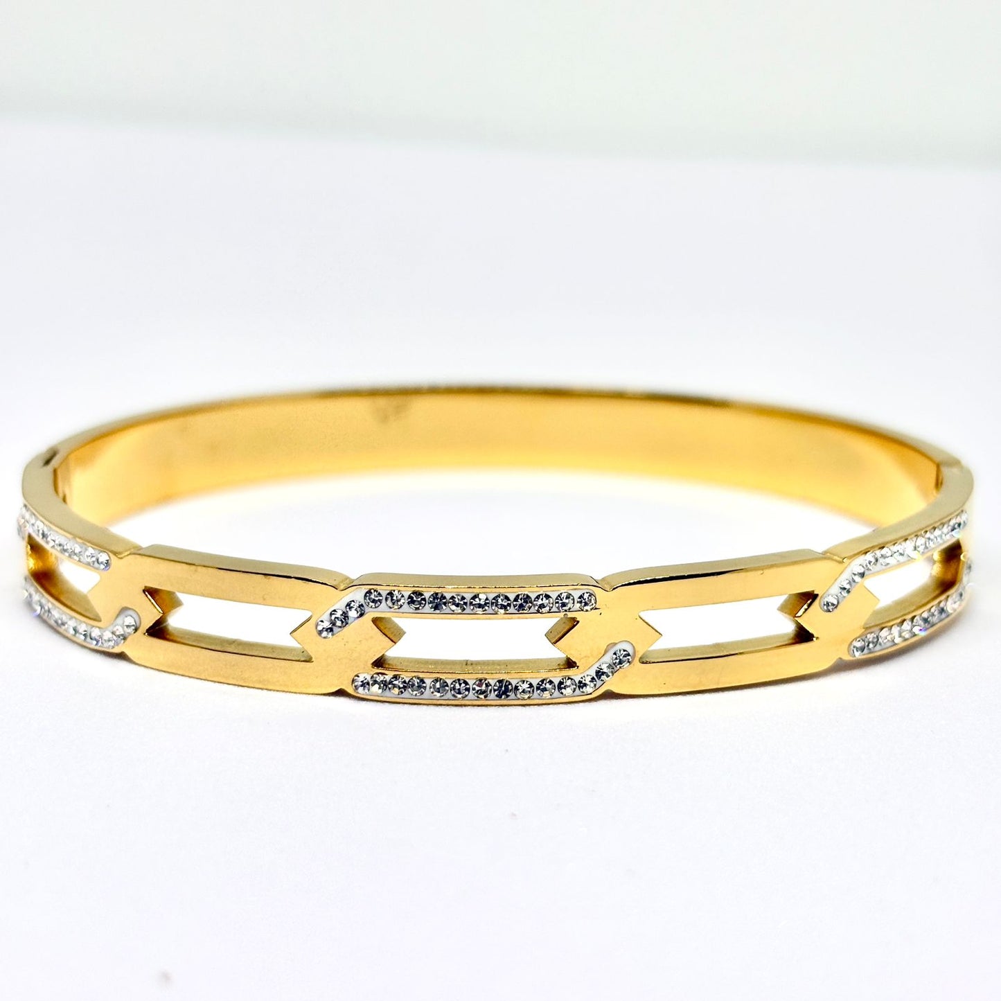 Crisscross diamond Bracelet