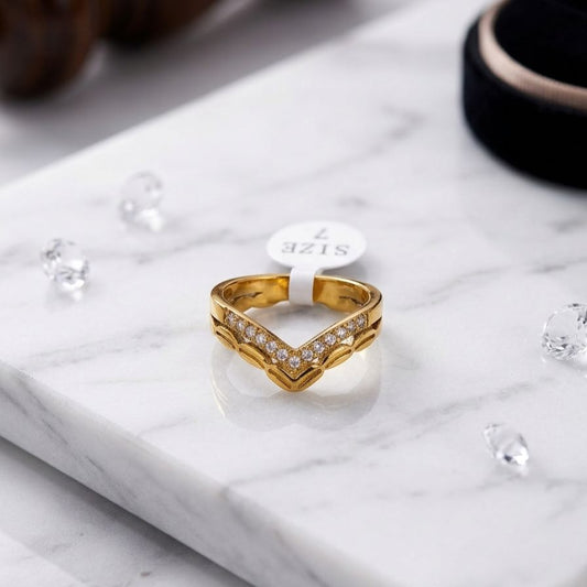 V-shaped Ring