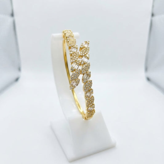 Leaf Motif Brass Bracelet
