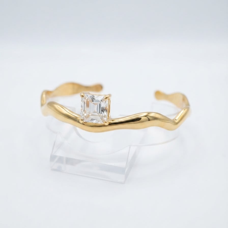 wavy solitaire bracelet