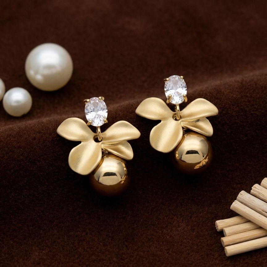 Earrings Stud Classic